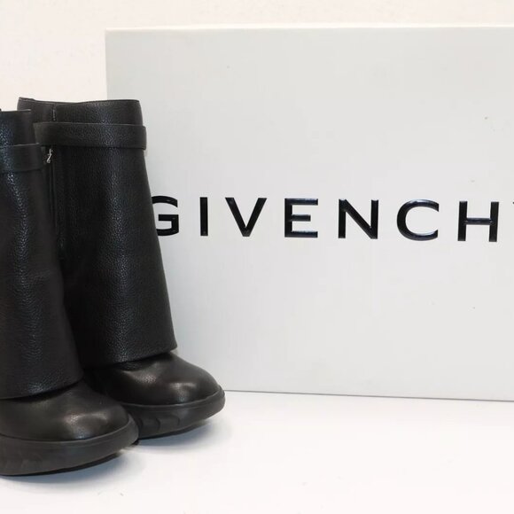 Givenchy Shark Lock Biker Ankle Boots Calf Leather in Black EU 37 US 7 - Picture 1 of 16